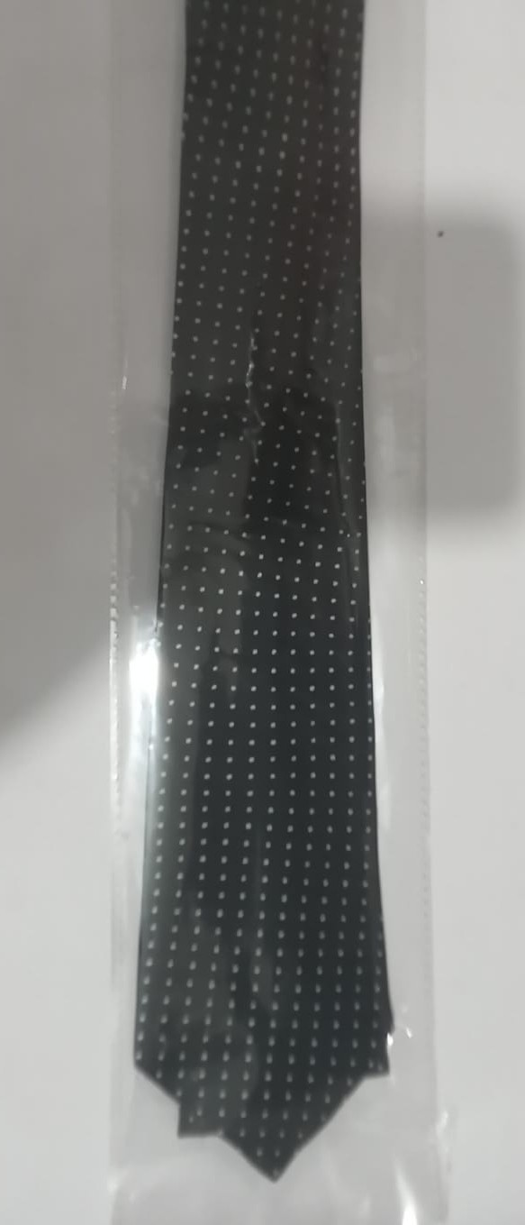 56 LONG TIE BLACK TIE WHITE DOT 