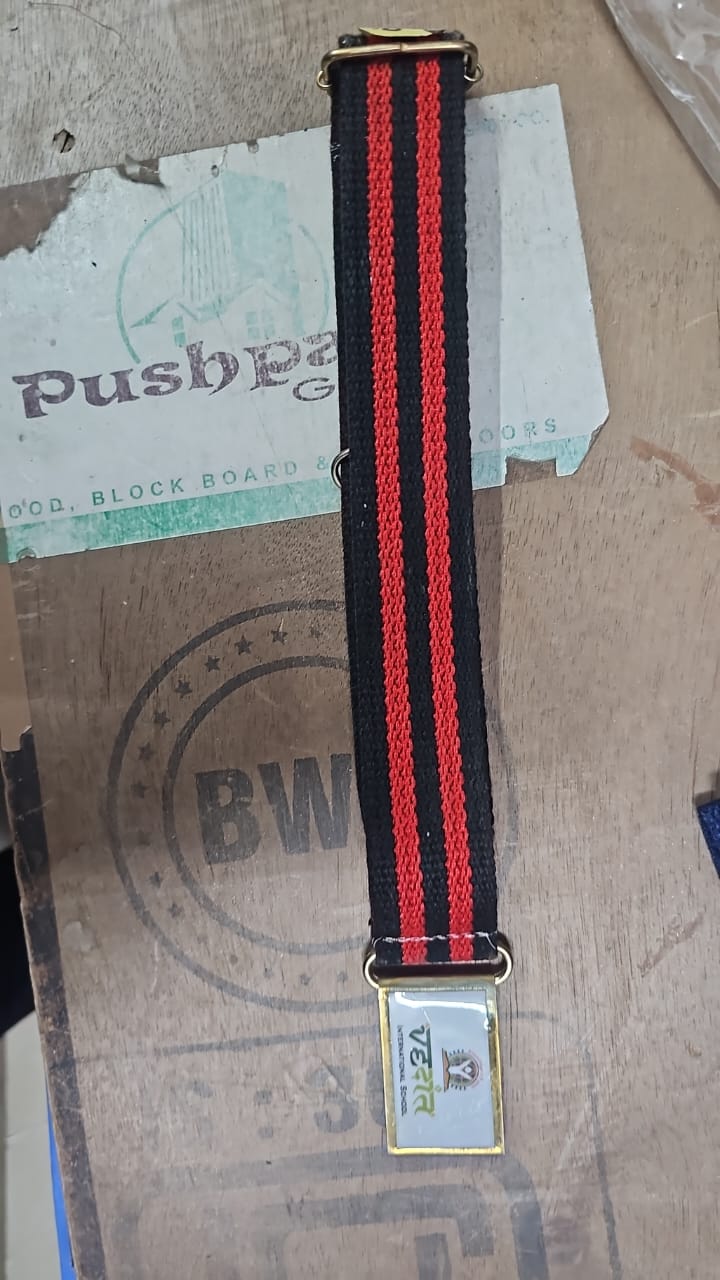 26 Brass+Cotton Black Red Black Red (5 Patti) Cotton Black