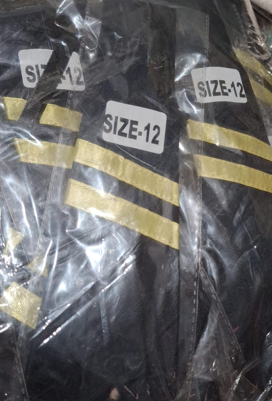 10 242 522 Black in 2 Lemon Patto 