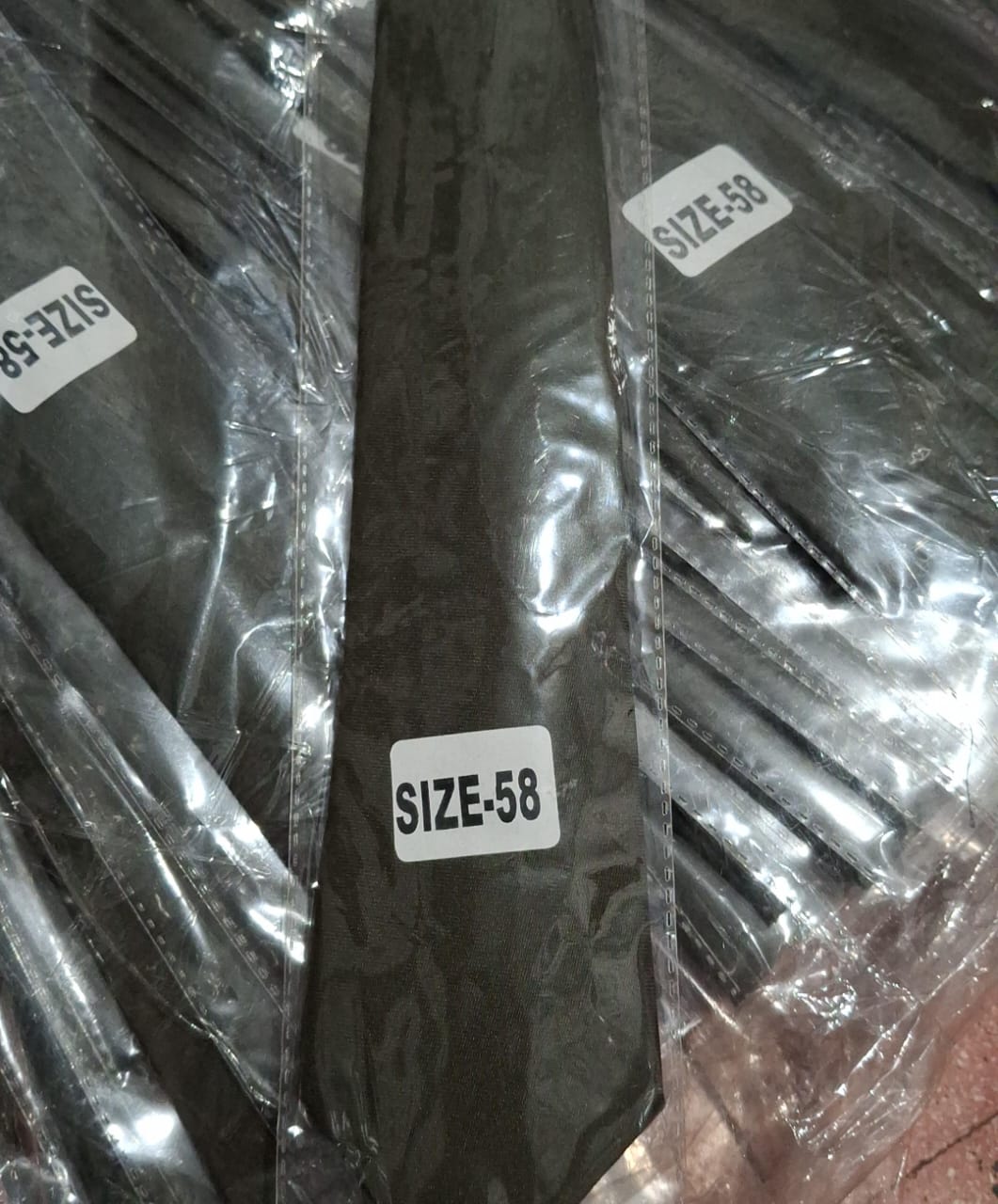 16 342 213 M.Gray Plain