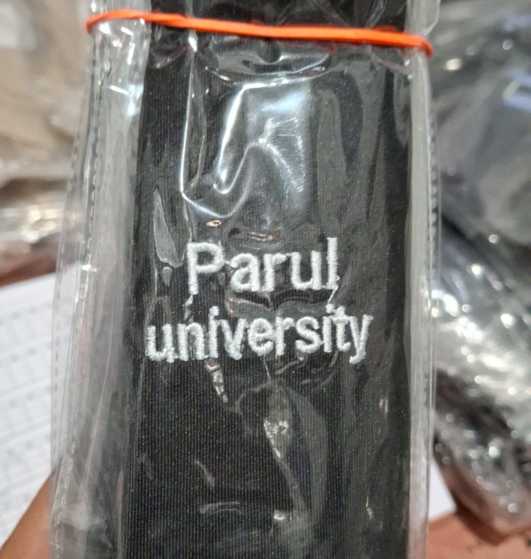 48 642 255 Black Pain (Parul University) 