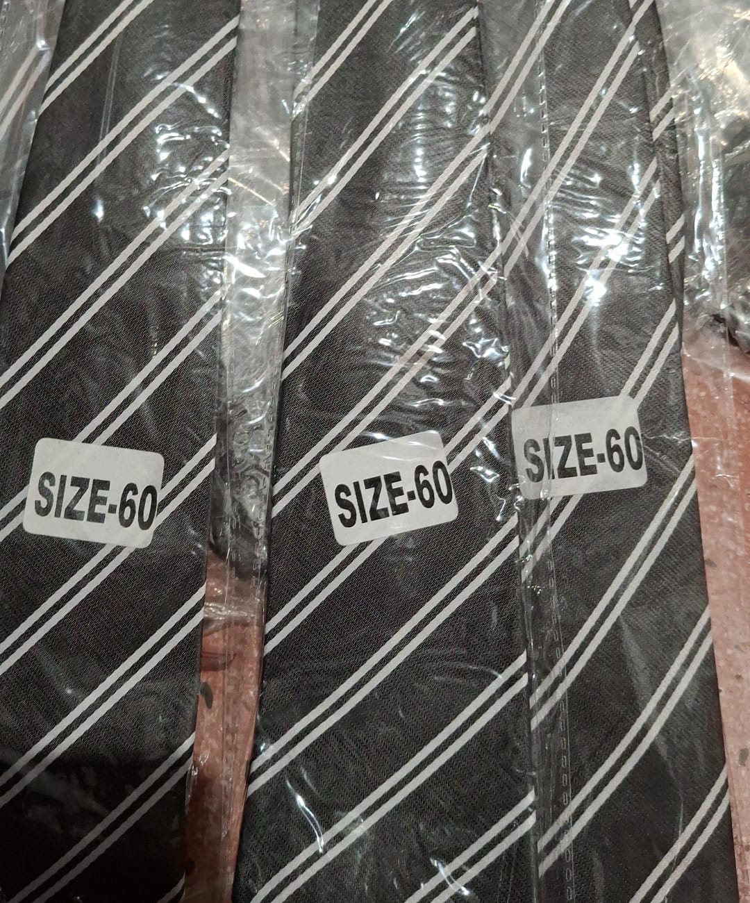 48 642 225 Grey In 2 White Patti 