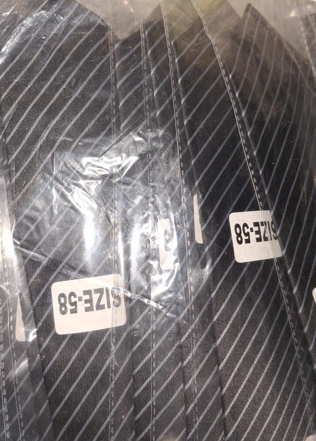 48 642 220 Black in Grey Patti 