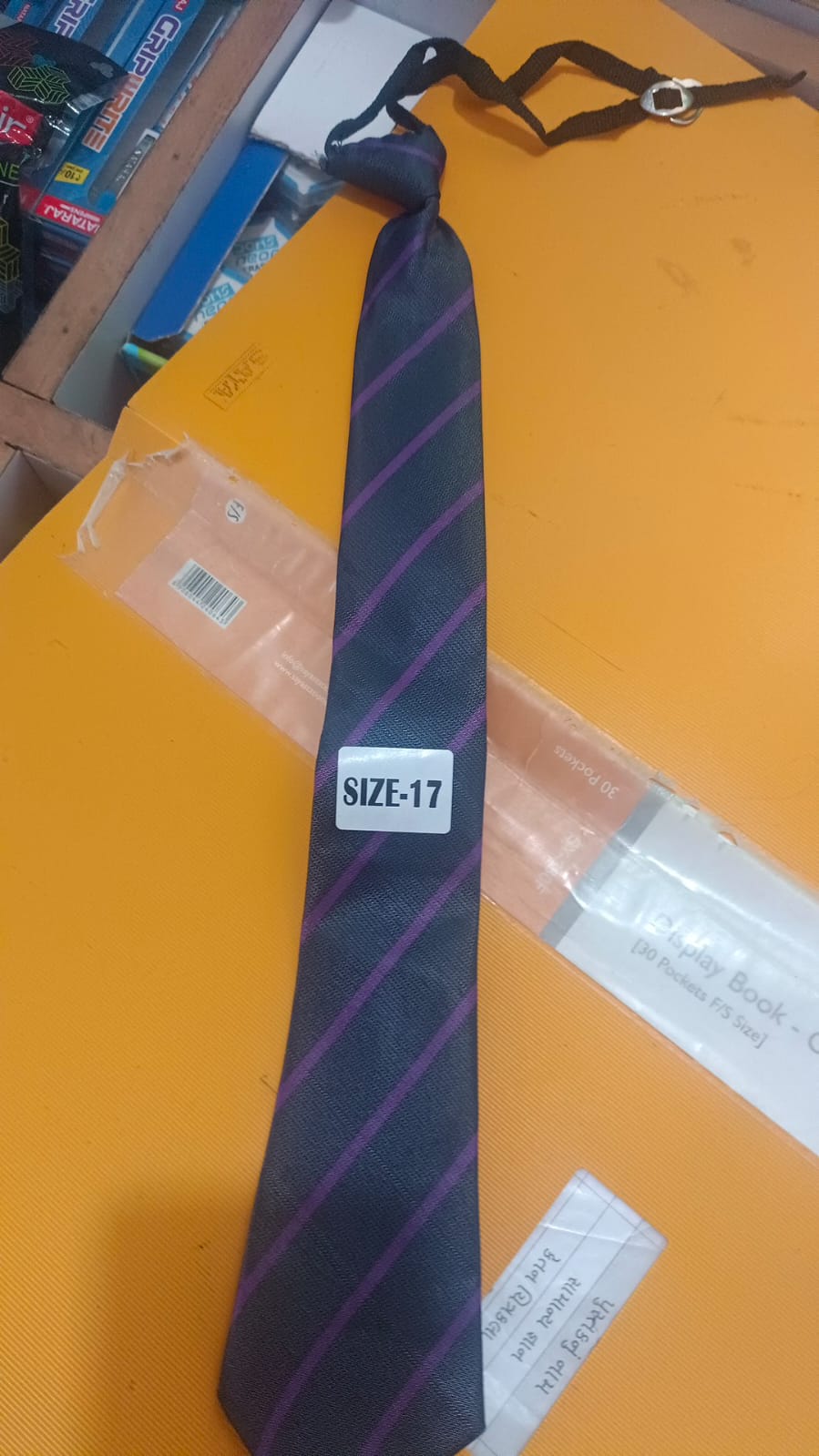 12 242 220 NAVY IN PURPLE PATTI 