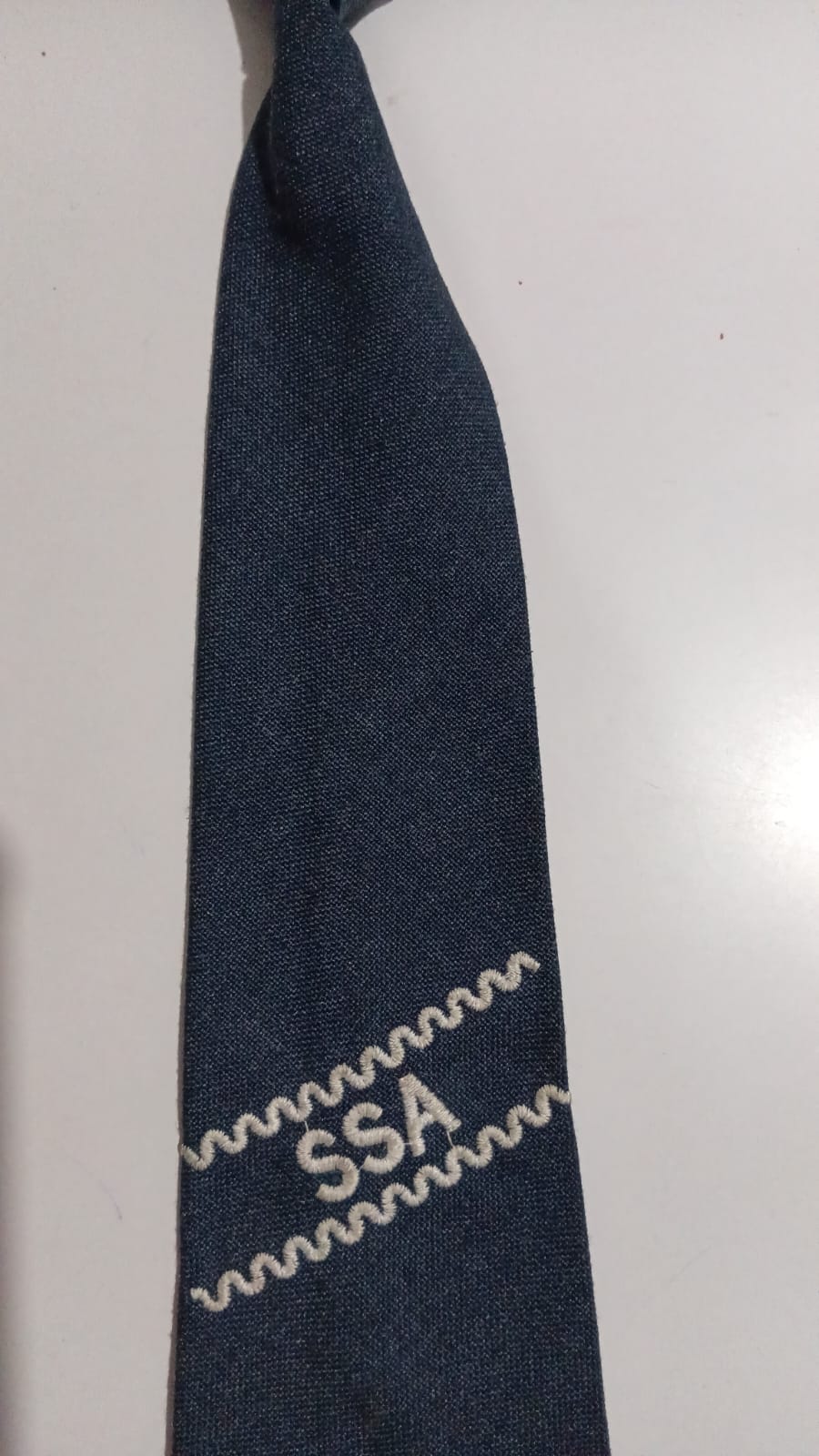 10 242 215 MILANCH NAVY  EMBRODIERY TIE 