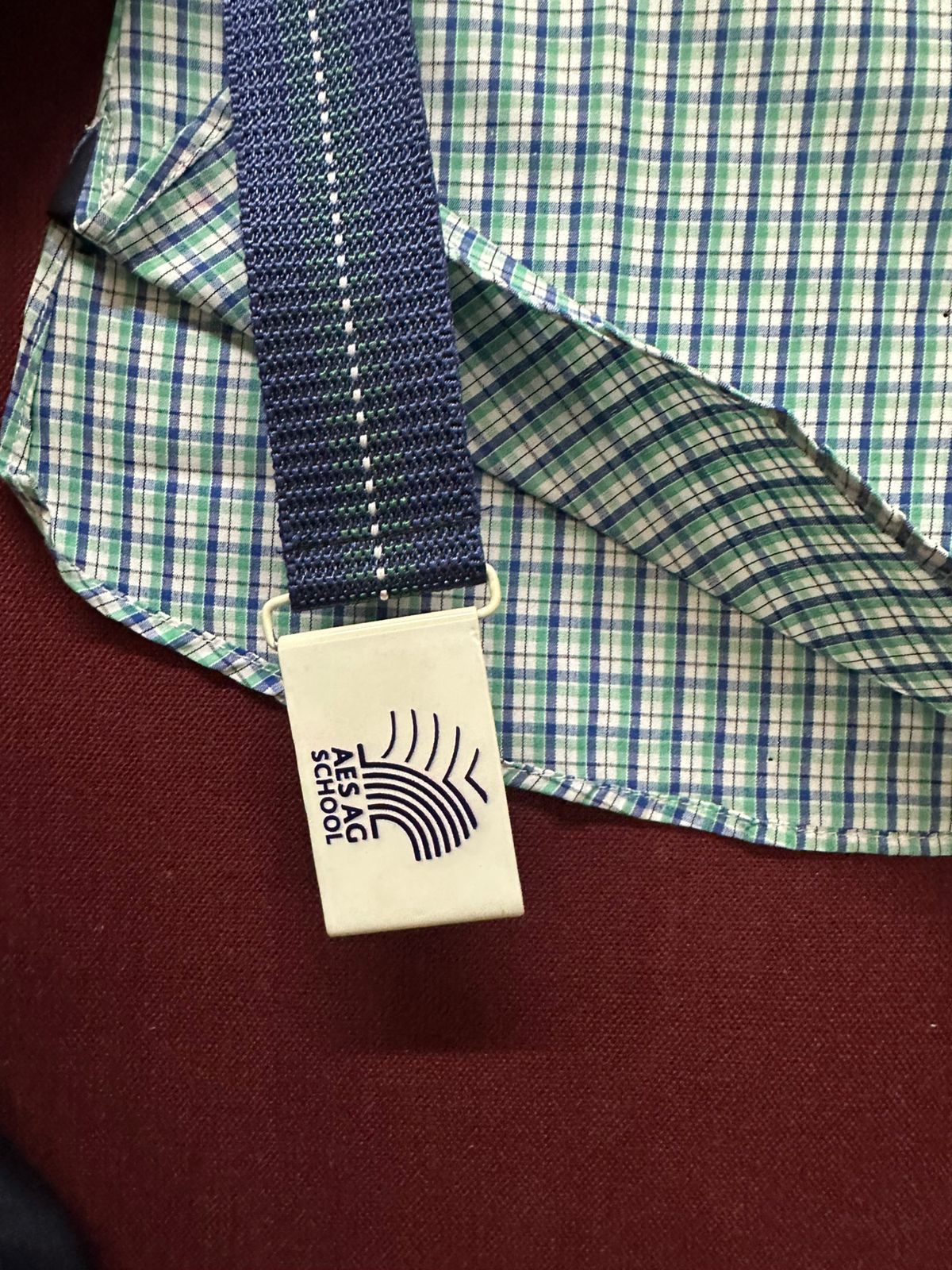 42 1111 NAVY / GREEN/WHITE LINE TIGER NIVAR ( AES AG SCHOOL) 