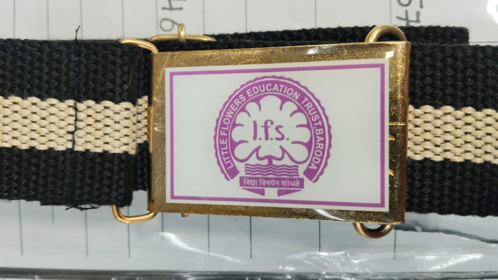 32 3333 22 BLACK/CREAM/BLACK (I.F.S)