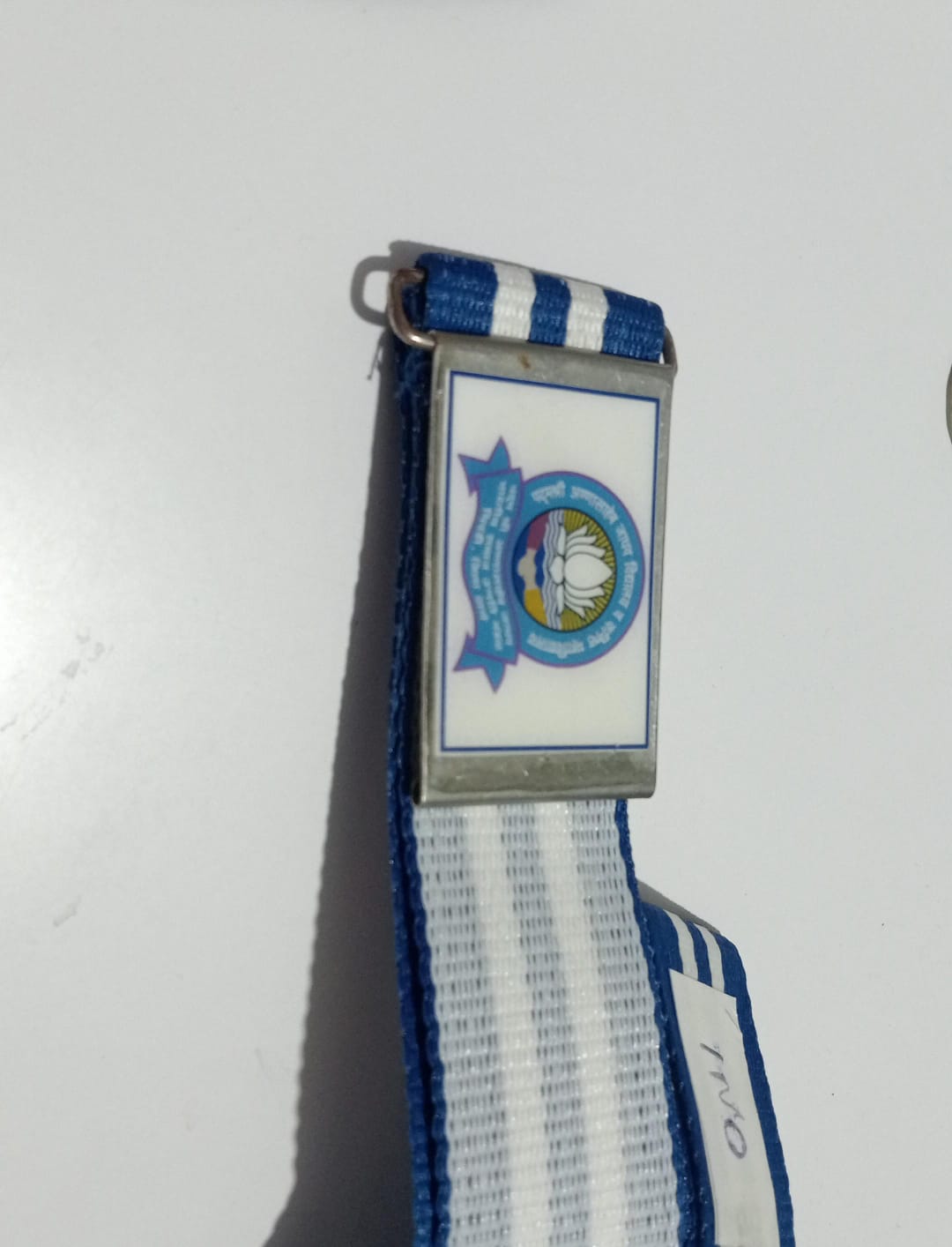 40 2222 11 SKY/WHITE 5 PATTI (PADMASHREE) 